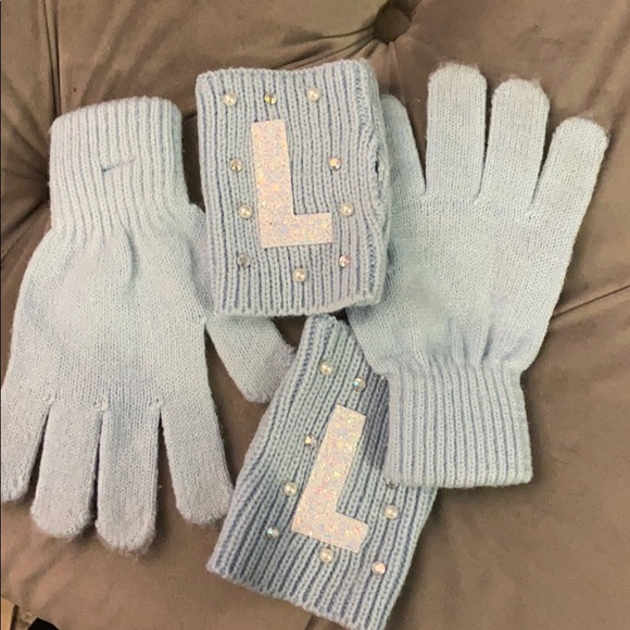 JUSTICE gloves/cuffs and hat set - Picture 4 of 5